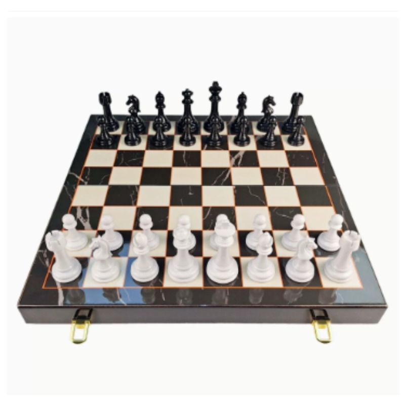Jeu d'échecs haut de gamme en  - Board Game Box avis et prix
