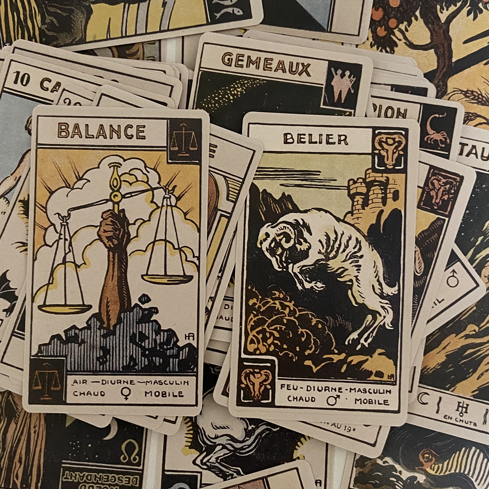 Cartes oracle du zodiaque vint - Board Game Vantage avis et prix
